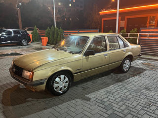 Opel Rekord foto 6