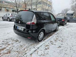 Renault Scenic foto 2