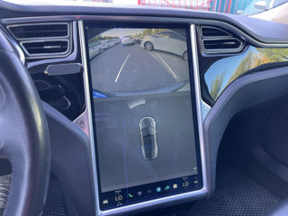 Tesla Model S foto 13