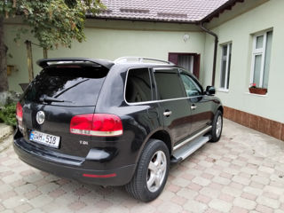 Volkswagen Touareg foto 3