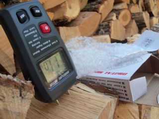Влагомеры для замера % влажности древесины = для 12 разных Пород Дерева - новые в упаковке !!!