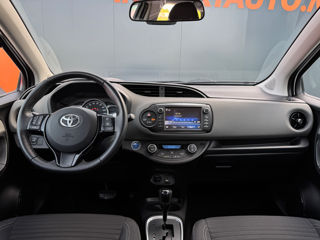 Toyota Yaris foto 10