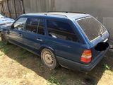 W124 foto 4