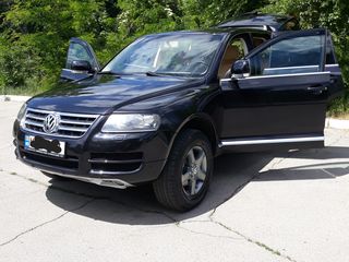 Volkswagen Touareg foto 9