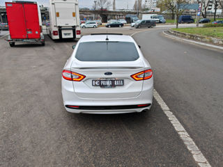 Ford Fusion foto 7