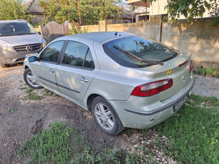 Renault Laguna foto 4