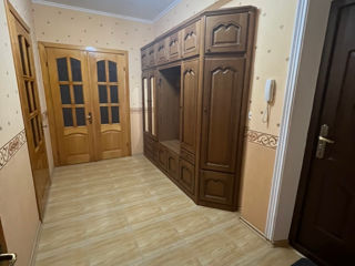 Apartament cu 2 camere, 60 m², Centru, Chișinău foto 3