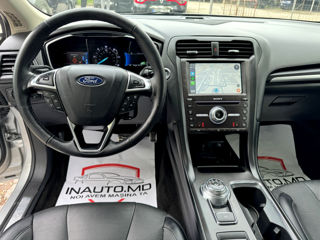 Ford Fusion фото 7