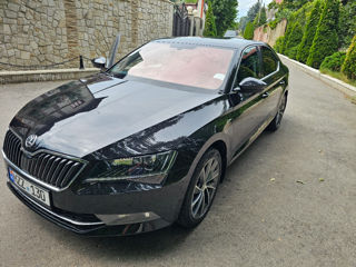 Skoda Superb foto 9