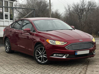 Ford Fusion foto 2