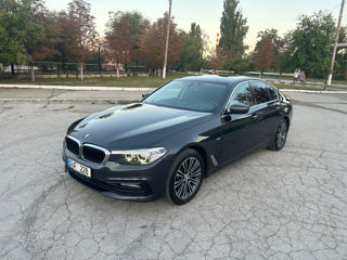 BMW 5 Series foto 1