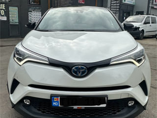 Toyota C-HR foto 3