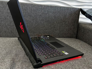 Продам игровой ноутбу ASUs rog strix 17