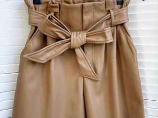 Кожаные коричневые шорты Zara Mango Cos Massimo Duti