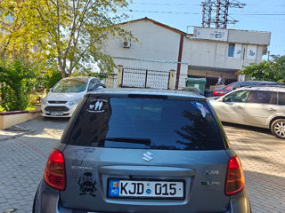 Suzuki SX4 foto 7