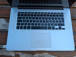 MacBook Pro 15 inch 256gb foto 7