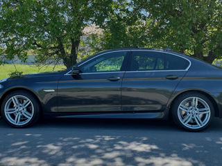 BMW 5 Series foto 4