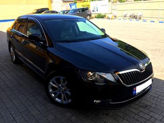 Skoda Superb foto 1