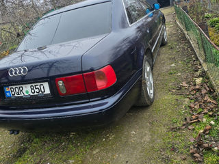 Audi A8 foto 2