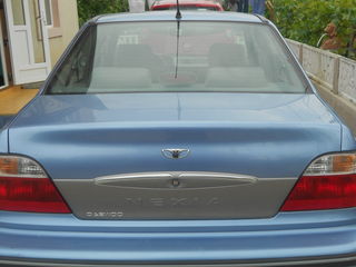 Daewoo Nexia foto 2