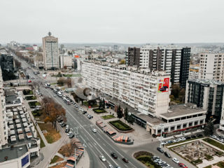 Spațiu comercial, 200 mp, Centru, 640000 € ! foto 18