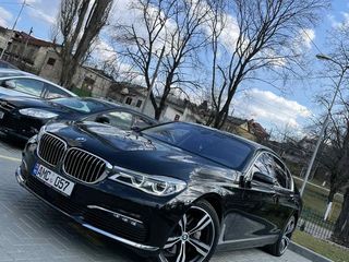 BMW 7 Series foto 3