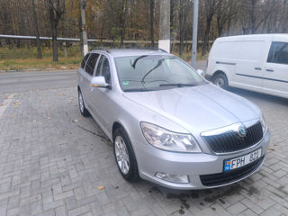 Skoda Octavia foto 2