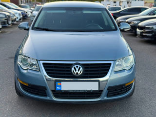 Volkswagen Passat foto 2