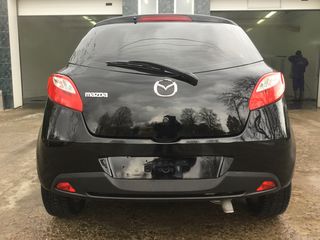 Mazda 2 foto 8