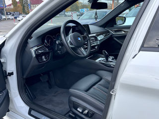 BMW 5 Series foto 9