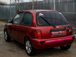 Nissan Micra foto 2