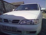 Nissan Primera foto 1