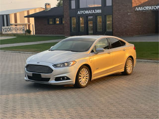 Ford Fusion foto 2