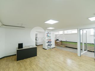 Spațiu comercial / oficiu 850 mp, reparație euro, Botanica, 400000 €  ! foto 5