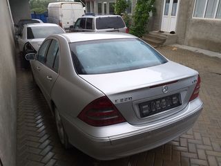 Piese Mercedes-Benz W203 2.2 Cdi Anii 2000 - 2006 foto 8