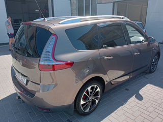 Renault Grand Scenic foto 3