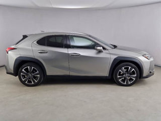 Lexus UX foto 3