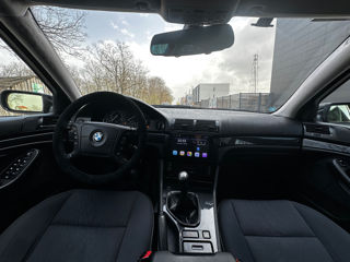 BMW 5 Series foto 13