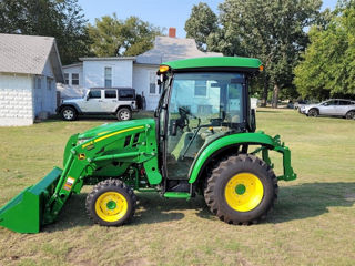 2021 JOHN DEERE 3033R foto 2