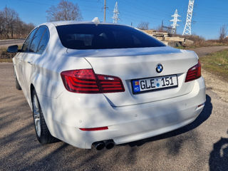 BMW 5 Series foto 5