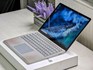 Microsoft Surface Laptop 2 (Core i5 8250u/8Gb Ram/256Gb SSD/13.5" 2K PixelSense Touch) foto 4