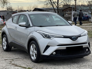 Toyota C-HR foto 4