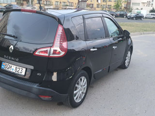 Renault Scenic foto 2