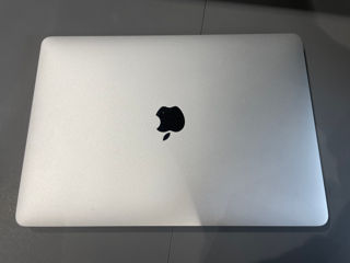 Macbook pro 13,3 M1