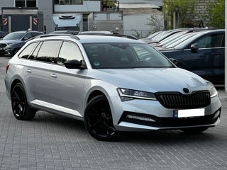 Skoda Superb foto 1