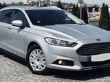 Ford Mondeo foto 2