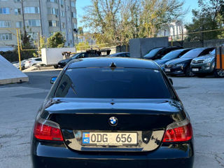 BMW 5 Series foto 4