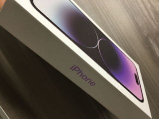 iPhone 14 Pro Max Deep Purple 512 GB, este replică foarte reușită împreună cu căștile, totul este no