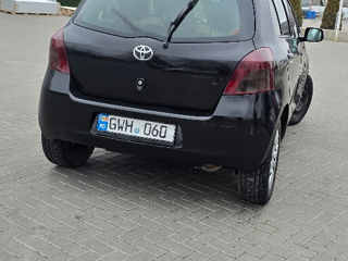 Toyota Yaris foto 4