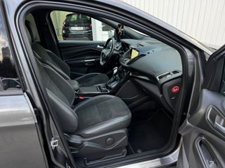 Ford Kuga foto 8